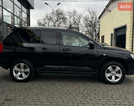 Чорний Джип Compass, об'ємом двигуна 2.14 л та пробігом 185 тис. км за 10900 $, фото 7 на Automoto.ua