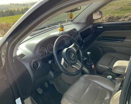 Чорний Джип Compass, об'ємом двигуна 2.2 л та пробігом 229 тис. км за 12000 $, фото 8 на Automoto.ua