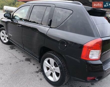 Черный Джип Компас, объемом двигателя 2.36 л и пробегом 195 тыс. км за 13000 $, фото 5 на Automoto.ua
