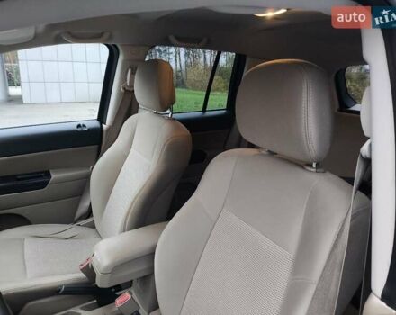 Черный Джип Компас, объемом двигателя 2.36 л и пробегом 195 тыс. км за 13000 $, фото 8 на Automoto.ua