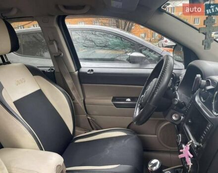 Черный Джип Компас, объемом двигателя 2.36 л и пробегом 311 тыс. км за 9670 $, фото 1 на Automoto.ua