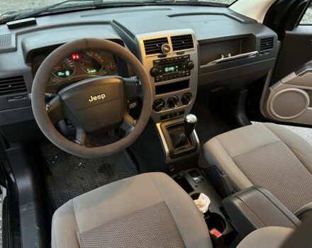 Черный Джип Компас, объемом двигателя 2.4 л и пробегом 219 тыс. км за 3550 $, фото 10 на Automoto.ua