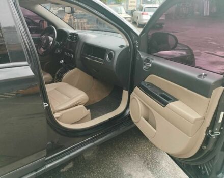 Джип Compass 2012 у Дніпро (Дніпропетровську) на Automoto.ua Чорний Джип Compass, об'ємом двигуна 2.4 л та пробігом 130 тис. км за 7900 $, фото 11 на Automoto.ua