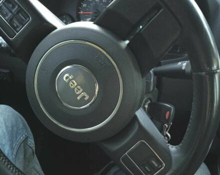 Черный Джип Компас, объемом двигателя 2.4 л и пробегом 250 тыс. км за 7300 $, фото 4 на Automoto.ua