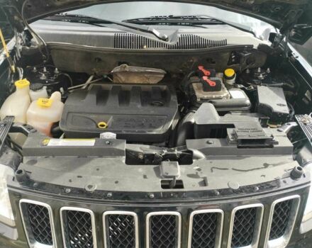 Черный Джип Компас, объемом двигателя 2.4 л и пробегом 130 тыс. км за 7700 $, фото 5 на Automoto.ua