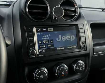 Чорний Джип Compass, об'ємом двигуна 2.36 л та пробігом 320 тис. км за 7700 $, фото 11 на Automoto.ua