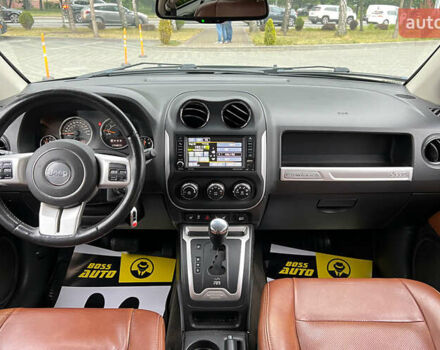 Черный Джип Компас, объемом двигателя 2.4 л и пробегом 175 тыс. км за 11700 $, фото 11 на Automoto.ua