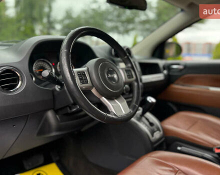 Черный Джип Компас, объемом двигателя 2.4 л и пробегом 175 тыс. км за 11700 $, фото 18 на Automoto.ua