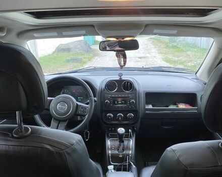 Чорний Джип Compass, об'ємом двигуна 0.24 л та пробігом 155 тис. км за 10500 $, фото 6 на Automoto.ua