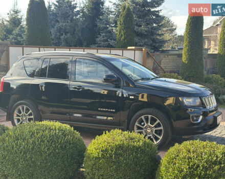 Черный Джип Компас, объемом двигателя 2.4 л и пробегом 176 тыс. км за 9400 $, фото 2 на Automoto.ua