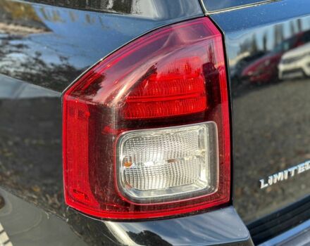 Черный Джип Компас, объемом двигателя 2.4 л и пробегом 266 тыс. км за 10990 $, фото 5 на Automoto.ua