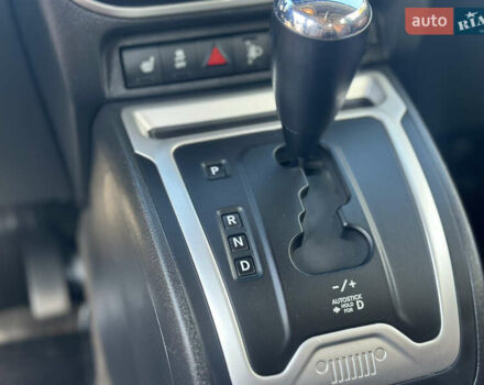 Черный Джип Компас, объемом двигателя 2.4 л и пробегом 176 тыс. км за 9400 $, фото 24 на Automoto.ua