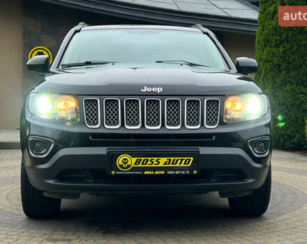 Черный Джип Компас, объемом двигателя 2.4 л и пробегом 175 тыс. км за 11700 $, фото 1 на Automoto.ua