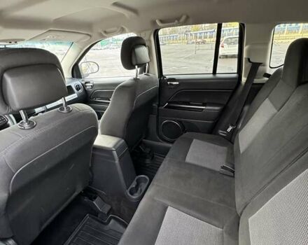 Черный Джип Компас, объемом двигателя 2.36 л и пробегом 160 тыс. км за 11000 $, фото 6 на Automoto.ua