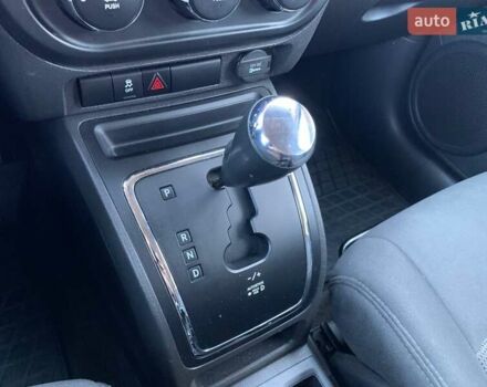 Чорний Джип Compass, об'ємом двигуна 2.36 л та пробігом 145 тис. км за 11690 $, фото 16 на Automoto.ua