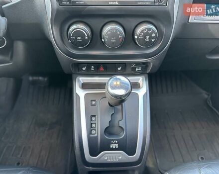 Черный Джип Компас, объемом двигателя 2.36 л и пробегом 266 тыс. км за 10990 $, фото 22 на Automoto.ua