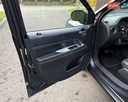 Чорний Джип Compass, об'ємом двигуна 2.36 л та пробігом 166 тис. км за 10900 $, фото 16 на Automoto.ua