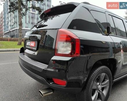 Чорний Джип Compass, об'ємом двигуна 2.4 л та пробігом 115 тис. км за 8990 $, фото 20 на Automoto.ua