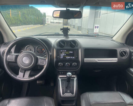 Чорний Джип Compass, об'ємом двигуна 2.36 л та пробігом 180 тис. км за 11200 $, фото 16 на Automoto.ua