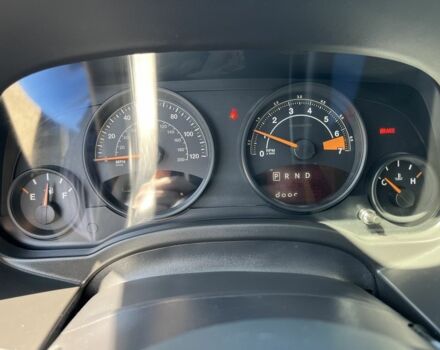 Чорний Джип Compass, об'ємом двигуна 2.4 л та пробігом 197 тис. км за 10500 $, фото 1 на Automoto.ua