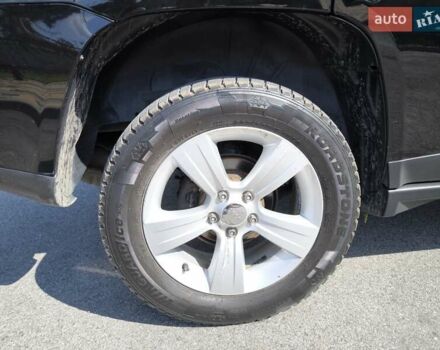 Черный Джип Компас, объемом двигателя 2.36 л и пробегом 173 тыс. км за 9990 $, фото 4 на Automoto.ua