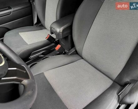 Чорний Джип Compass, об'ємом двигуна 2.4 л та пробігом 115 тис. км за 8990 $, фото 40 на Automoto.ua