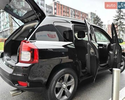 Чорний Джип Compass, об'ємом двигуна 2.4 л та пробігом 115 тис. км за 8990 $, фото 21 на Automoto.ua