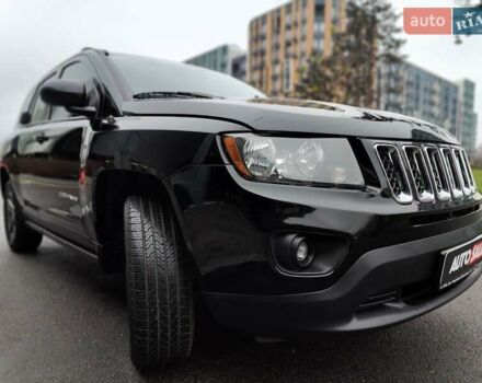 Чорний Джип Compass, об'ємом двигуна 2.4 л та пробігом 115 тис. км за 8990 $, фото 32 на Automoto.ua