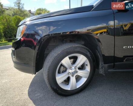 Черный Джип Компас, объемом двигателя 2.36 л и пробегом 173 тыс. км за 9990 $, фото 3 на Automoto.ua