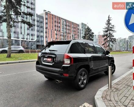 Чорний Джип Compass, об'ємом двигуна 2.4 л та пробігом 115 тис. км за 8990 $, фото 26 на Automoto.ua