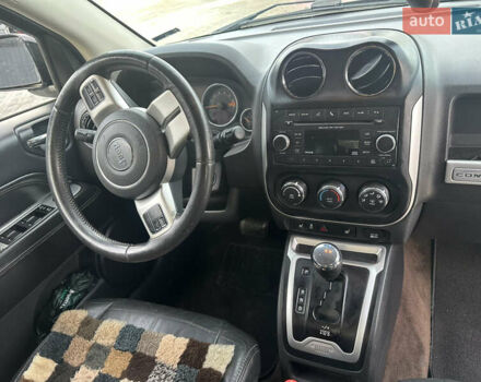 Черный Джип Компас, объемом двигателя 2.36 л и пробегом 259 тыс. км за 9100 $, фото 15 на Automoto.ua