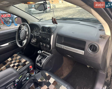 Черный Джип Компас, объемом двигателя 2.36 л и пробегом 259 тыс. км за 9100 $, фото 16 на Automoto.ua