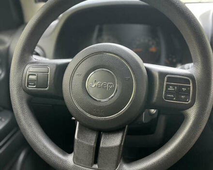 Чорний Джип Compass, об'ємом двигуна 2.36 л та пробігом 96 тис. км за 11500 $, фото 10 на Automoto.ua