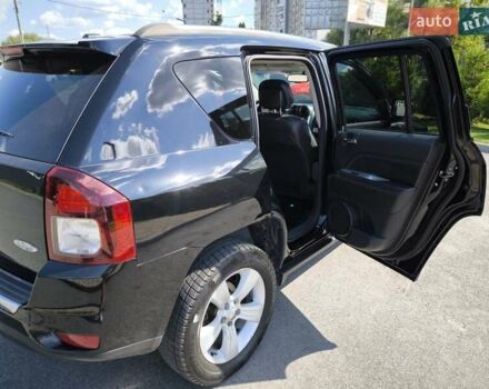 Черный Джип Компас, объемом двигателя 2.36 л и пробегом 173 тыс. км за 9990 $, фото 1 на Automoto.ua