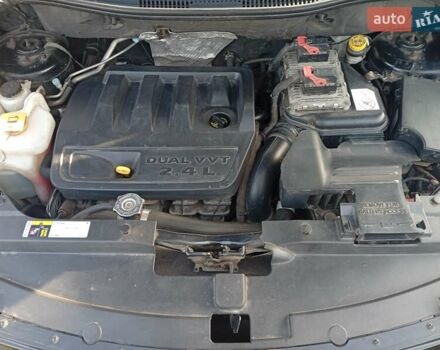 Чорний Джип Compass, об'ємом двигуна 2.36 л та пробігом 240 тис. км за 10000 $, фото 9 на Automoto.ua