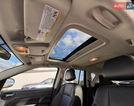 Джип Compass 2015 у Радивилове на Automoto.ua Чорний Джип Compass, об'ємом двигуна 2.36 л та пробігом 150 тис. км за 10300 $, фото 32 на Automoto.ua