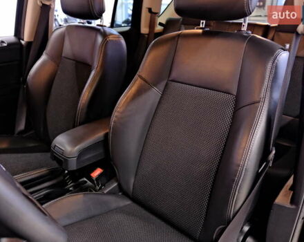 Черный Джип Компас, объемом двигателя 2.36 л и пробегом 121 тыс. км за 9900 $, фото 27 на Automoto.ua