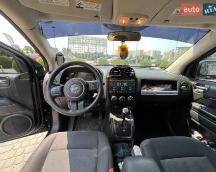 Черный Джип Компас, объемом двигателя 2.36 л и пробегом 123 тыс. км за 10700 $, фото 3 на Automoto.ua