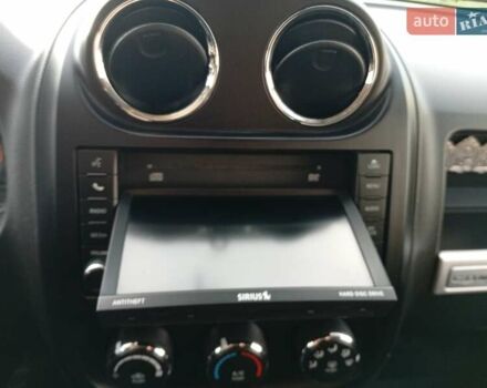 Чорний Джип Compass, об'ємом двигуна 2.36 л та пробігом 240 тис. км за 10000 $, фото 47 на Automoto.ua