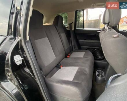 Чорний Джип Compass, об'ємом двигуна 2 л та пробігом 133 тис. км за 10290 $, фото 10 на Automoto.ua