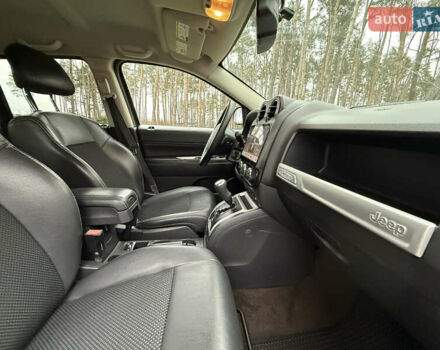 Черный Джип Компас, объемом двигателя 2.36 л и пробегом 211 тыс. км за 9350 $, фото 28 на Automoto.ua