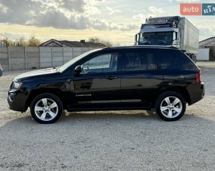Джип Compass 2015 у Радивилове на Automoto.ua Чорний Джип Compass, об'ємом двигуна 2.36 л та пробігом 150 тис. км за 10300 $, фото 3 на Automoto.ua
