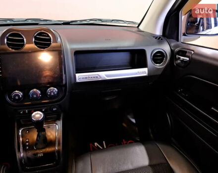 Черный Джип Компас, объемом двигателя 2.36 л и пробегом 121 тыс. км за 9900 $, фото 43 на Automoto.ua