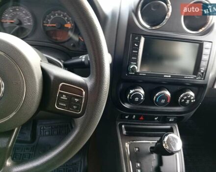 Чорний Джип Compass, об'ємом двигуна 2.36 л та пробігом 240 тис. км за 10000 $, фото 26 на Automoto.ua