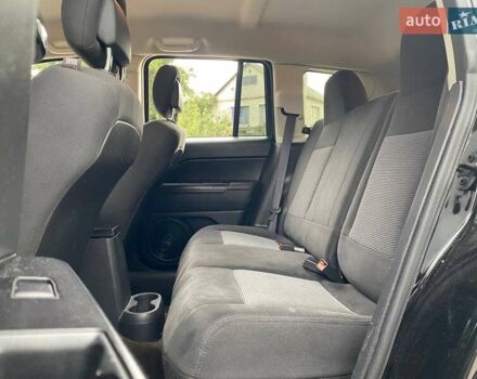 Чорний Джип Compass, об'ємом двигуна 2 л та пробігом 133 тис. км за 10290 $, фото 9 на Automoto.ua