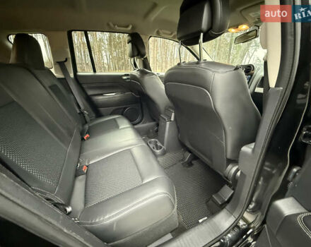 Черный Джип Компас, объемом двигателя 2.36 л и пробегом 211 тыс. км за 9350 $, фото 24 на Automoto.ua