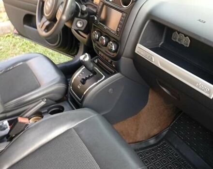 Чорний Джип Compass, об'ємом двигуна 2.36 л та пробігом 240 тис. км за 10000 $, фото 42 на Automoto.ua