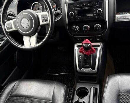 Черный Джип Компас, объемом двигателя 2 л и пробегом 170 тыс. км за 11000 $, фото 2 на Automoto.ua