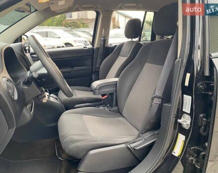 Чорний Джип Compass, об'ємом двигуна 2 л та пробігом 133 тис. км за 10290 $, фото 8 на Automoto.ua