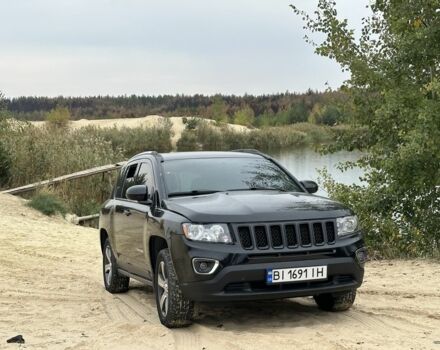 Черный Джип Компас, объемом двигателя 2.4 л и пробегом 150 тыс. км за 12500 $, фото 2 на Automoto.ua